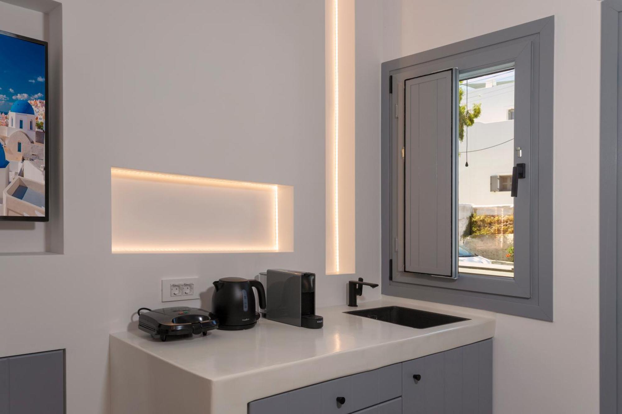 Linea Luxury Suites Fira  Dış mekan fotoğraf