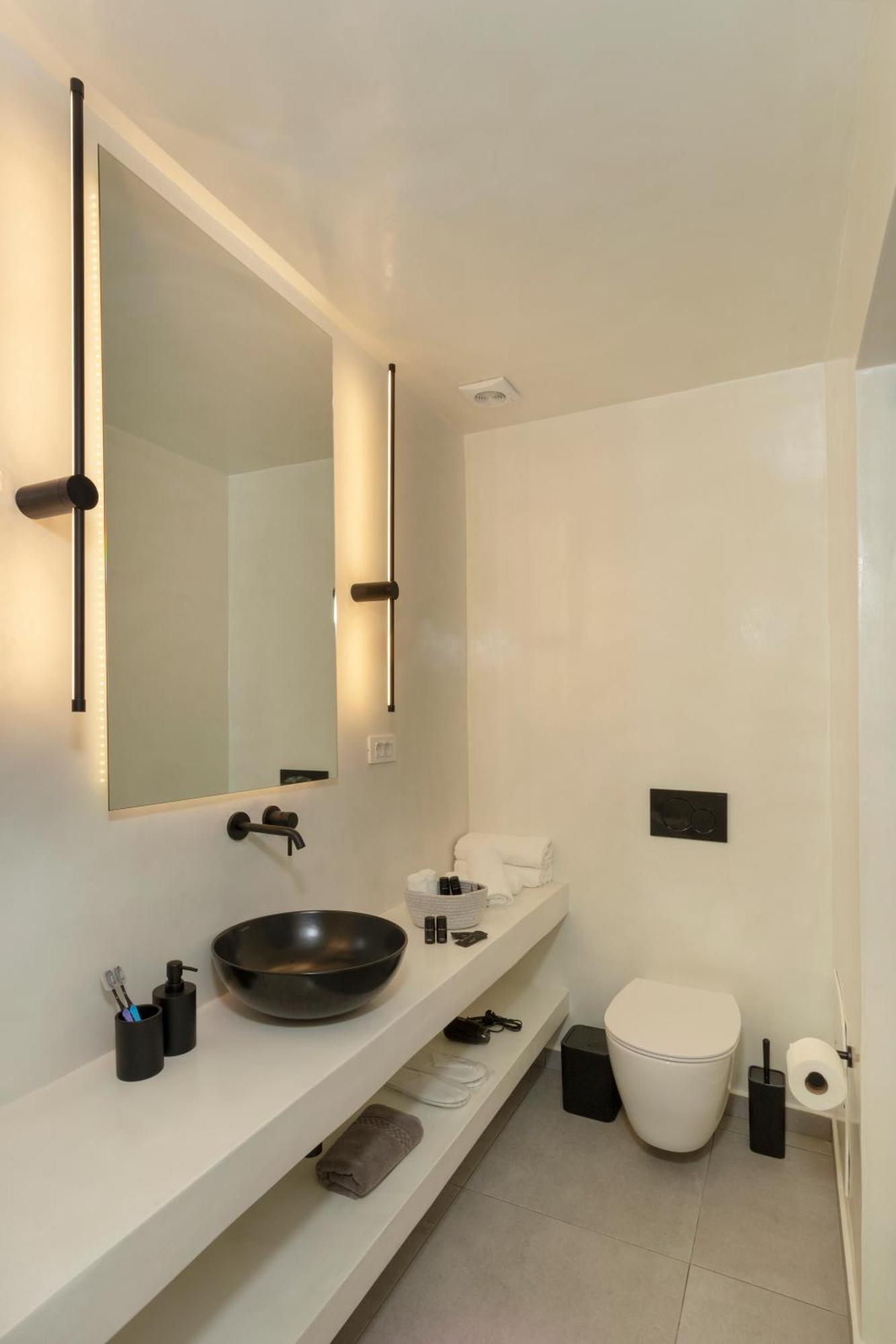 Linea Luxury Suites Fira  Dış mekan fotoğraf