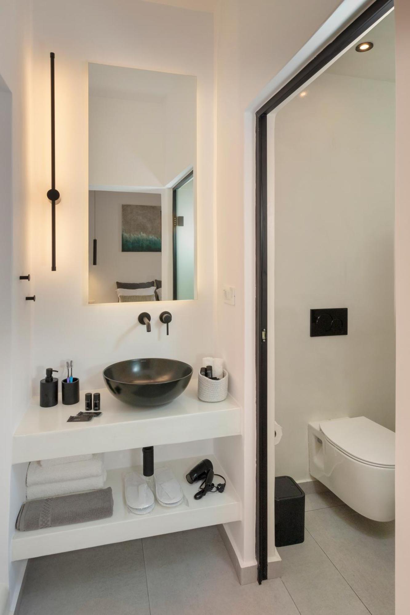 Linea Luxury Suites Fira  Dış mekan fotoğraf